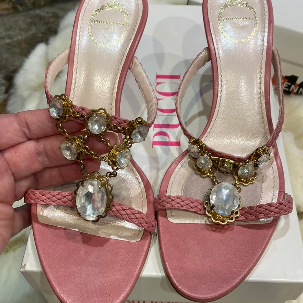 EMiLIO PUCCI rose pink embellished sandals NWT , original box missing-no dust ba